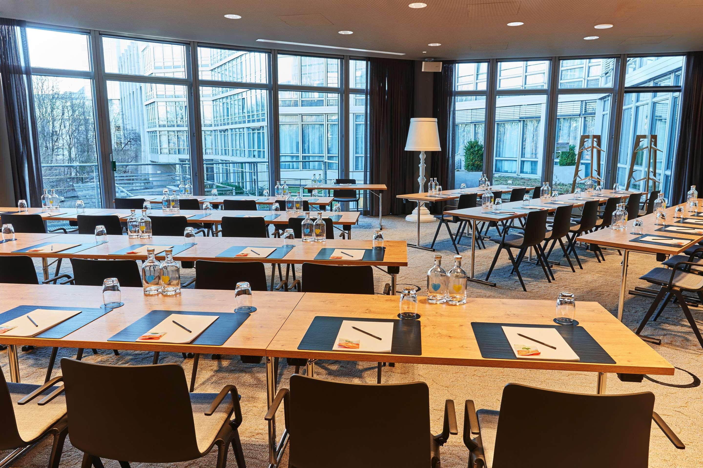 Steigenberger Hotel Muenchen Экстерьер фото